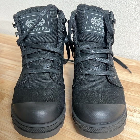 ✨Skechers woman’s work rotund Darragh ST work boots from finish line - Picture 3 of 17